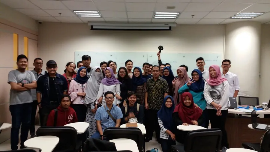 Ruang Kelas, Ruang Bertumbuh Bersama